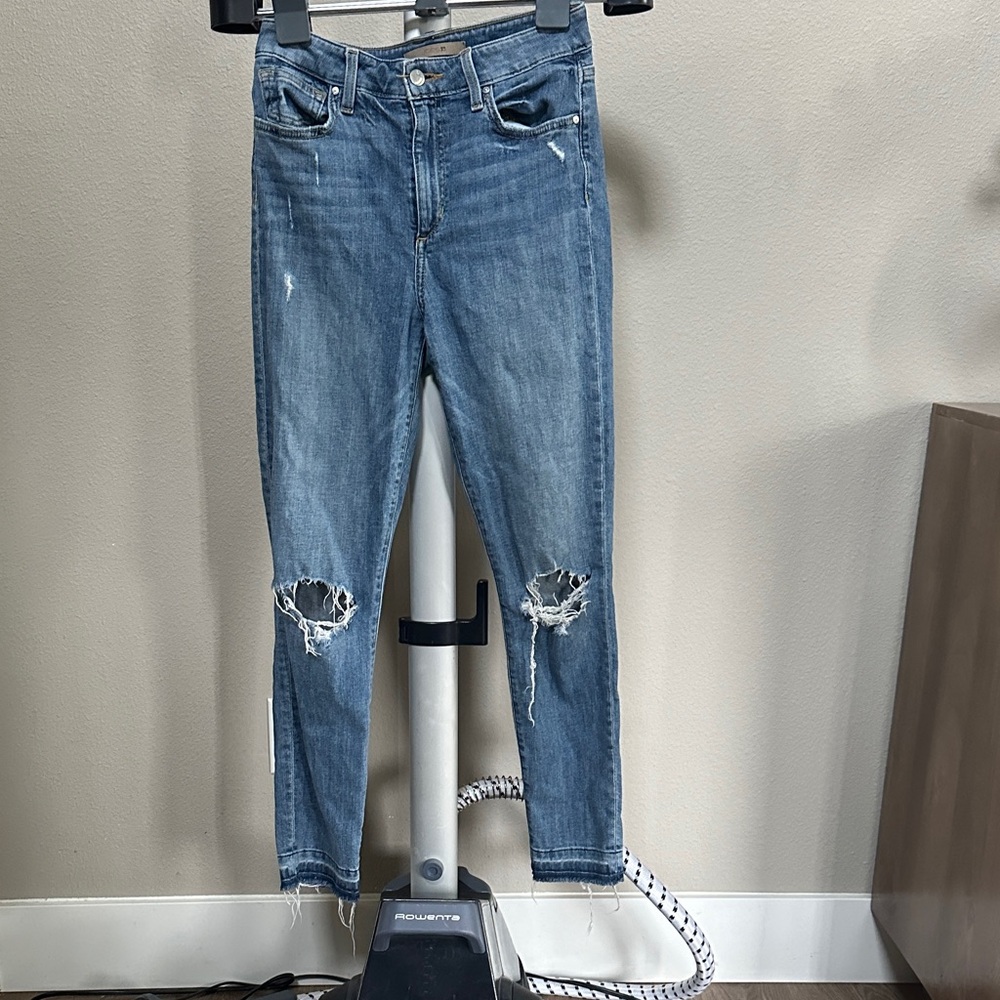 Joe's Jeans Medium Blue Ripped Cropped Jeans